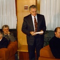 Vinco Rastenio premijos įteikimas lietuviškų periodinių leidinių kolekcininko J. Tamošiūno artimiesiems. 1995 m.