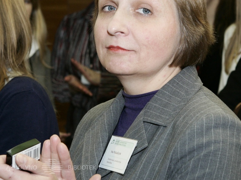 Dabartinė direktoriaus pavaduotoja metodikai I. Palaikytė. 2008 m.