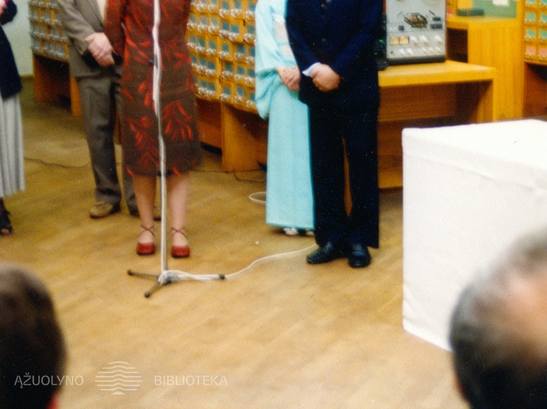 Japonijos laikinasis reikalų patikėtinis Lietuvoje T. Matsuyama su žmona. 2000 m.