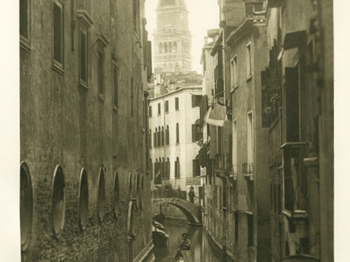 Ferdinand Ongania. Lovo kanalas, Šv. Salvadoro bažnyčia. Fotograviūra. 1891 m.