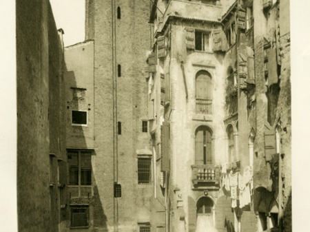Ferdinand Ongania. Šv. Salvadoro bažnyčios varpinė. Fotograviūra. 1891 m.