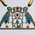 12-osios dinastijos senovės Egipto karaliaus dukros Sithathoryunet vėrinys (iš arti). Egiptas. 1887–1878 m. pr. Kr.