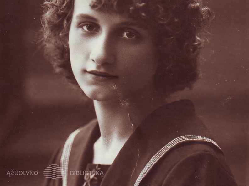 Pirmojo spektaklio dalyvė - aktorė Ona Kurmytė