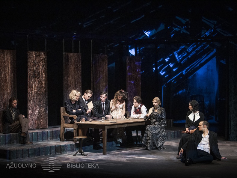 Spektaklis „Pirmeiviai“