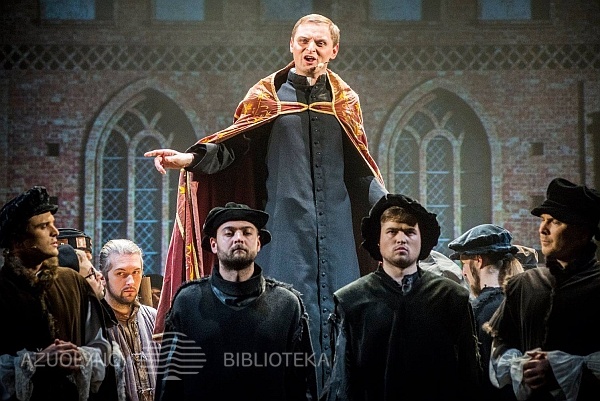 MUZIKINIAI SPEKTAKLIAI