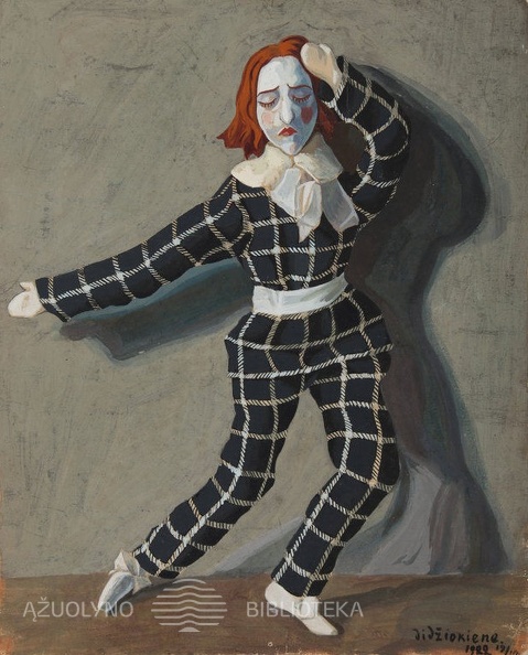 OLGA DUBENECKIENĖ-KALPOKIENĖ ARLEKINO KOSTIUMU. ŠARŽAS.jpeg