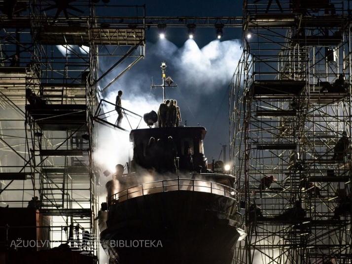 Opera Skrajojantis olandas (5)