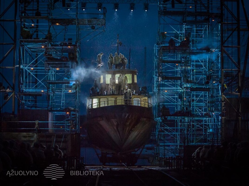 Opera Skrajojantis olandas (7)
