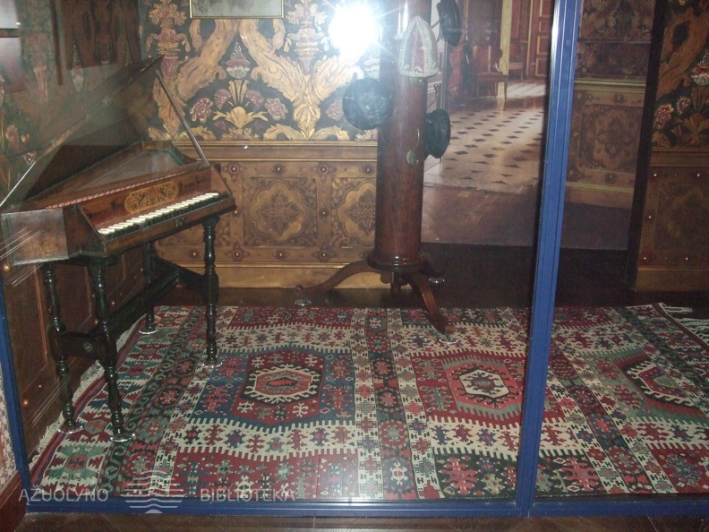 Muleno Nacionalinis kostiumų ir scenografijos centras (Le centre national du costume et de la scѐne de Moulins)