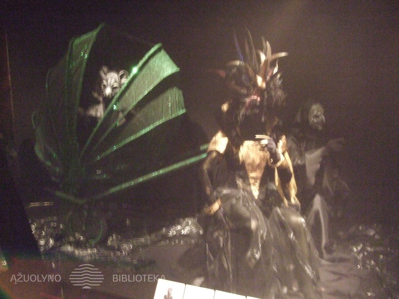 Muleno Nacionalinis kostiumų ir scenografijos centras (Le centre national du costume et de la scѐne de Moulins)