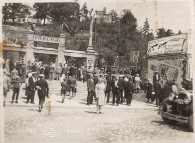 Žemės ūkio ir pramonės paroda. XX a. 3–4 deš. [Iš A. Čiupkovo asmeninės kolekcijos]