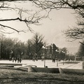 Sporto gatvė prie Kūno kultūros instituto. 1981 m. Fotogr. A. Pleskačiauskas [Iš KAVB fondų]