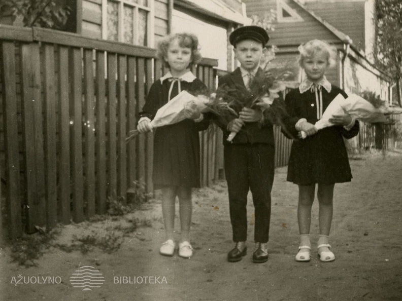 Perlojos gatvės pirmokai