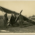 Lėktuvas ANBO-III palaužta važiuokle aerodrome