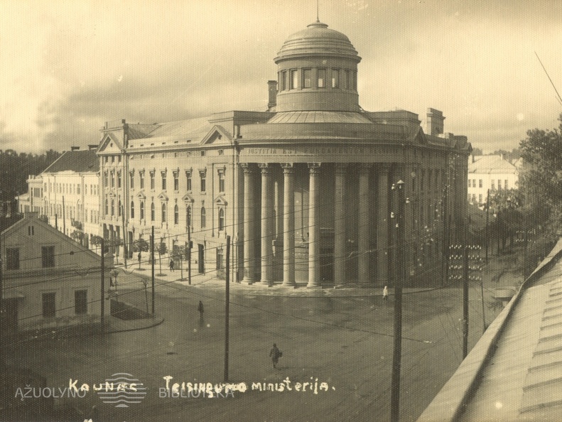 Seimo rūmai ir Teisingumo ministerija. XX a. 4 deš.