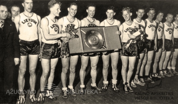 Lietuvos vyrų krepšinio rinktinė. 1937 m.