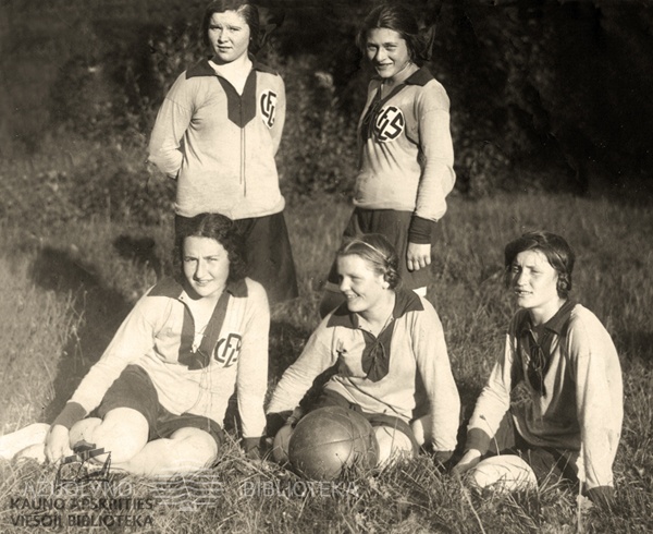 LFLS moterų krepšinio komanda. 1924 m.