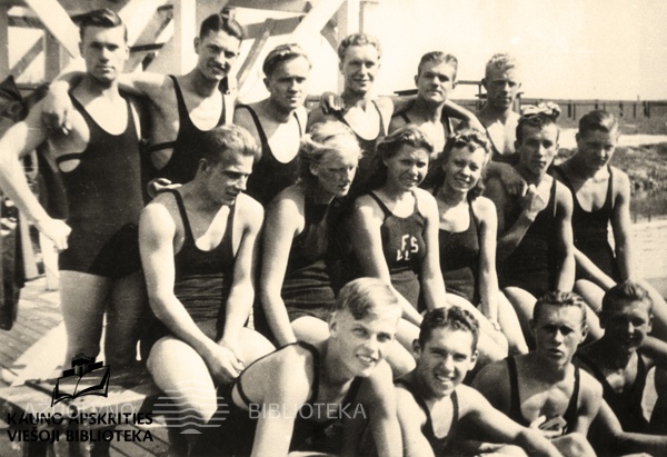 Kipro irklavimo klubo sportininkai. XX a. 4 deš