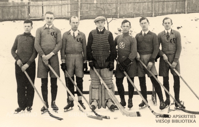 LFLS čiuožykloje. XX a. 4 deš