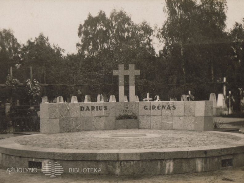 S. Dariaus ir S. Girėno mauzoliejus