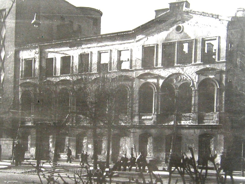 Pastato griuvėsiai. XX a. 5 deš.