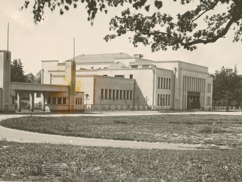 Stadiono vartai ir Kūno kultūros rūmai