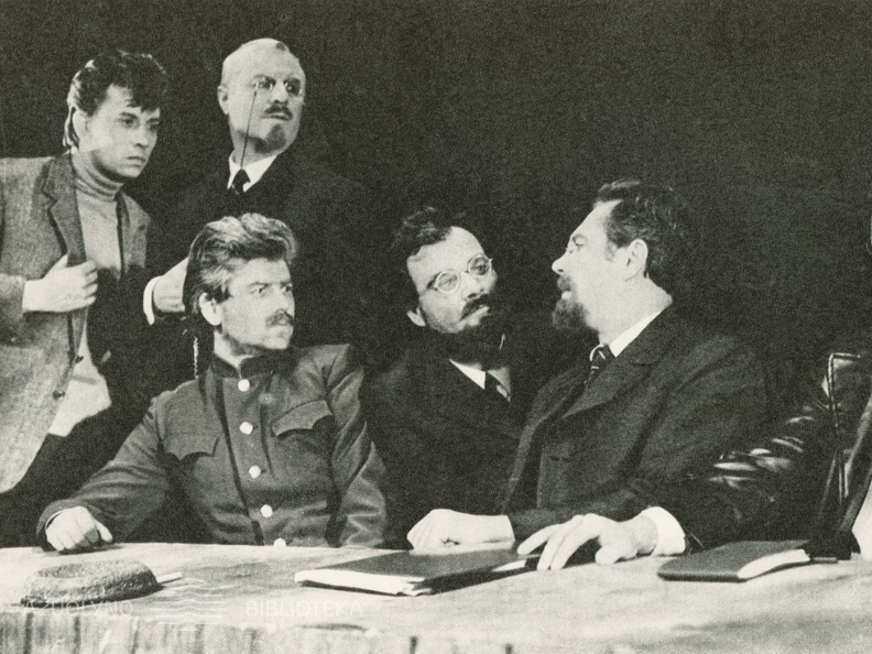 Spektaklis „Bolševikai“