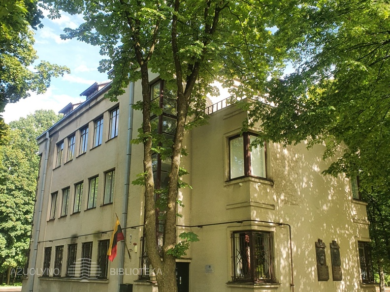 A. ir P. Galauniu namai-muziejus