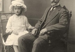 Valerija su tėveliu
