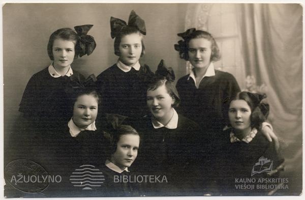 Gimnazistes_1929.jpg