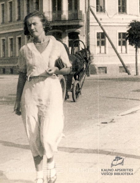Valerija_Majauskaite_studente_1932_vasara.jpg