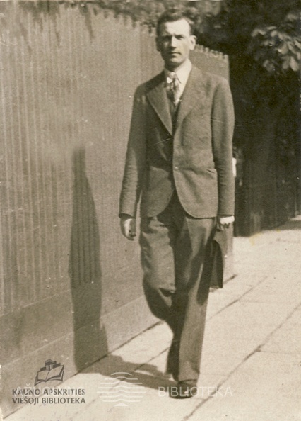 Bronius_Kazlauskas_1934.jpg