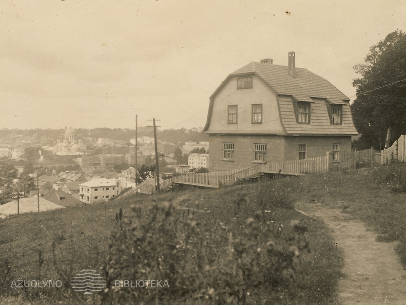 „Namas ant kalno“