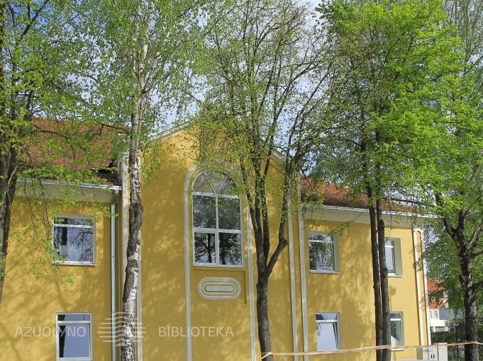 Beit midrašo fasado likučiai