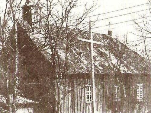 Senoji Šakių bažnyčia