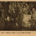 Dail. P. Kalpokas (viduryje) su savo studijos mokiniais: 