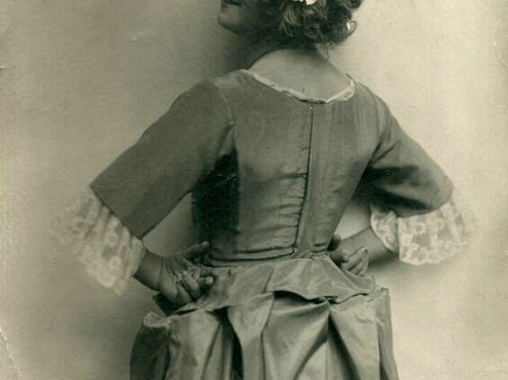 Aktorė Ona Rymaitė „Mirandolina“. B. Savsenavičiaus foto atelje
