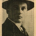 Naujas Operos solistas (dr. tenoras) V. Ivanauskas 