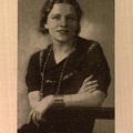 V. Jonuškaitė-Zaunienė, V. operos solistė, dainavusi „JL“