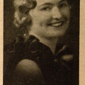 E. Kardelienė // Savaitė. – 1940, Nr. 5, p. 101.
