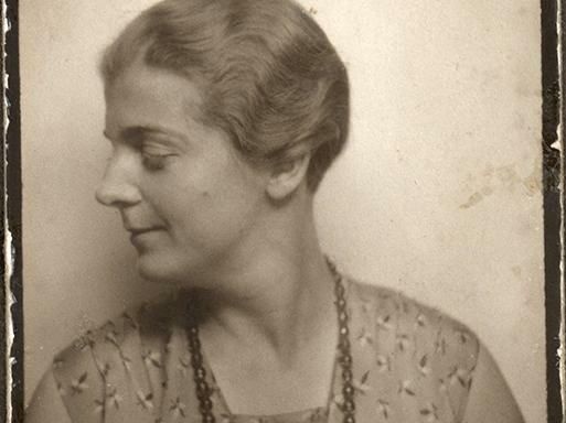 Dainininkė Gražina Matulaitytė-Rannit. Kaunas.