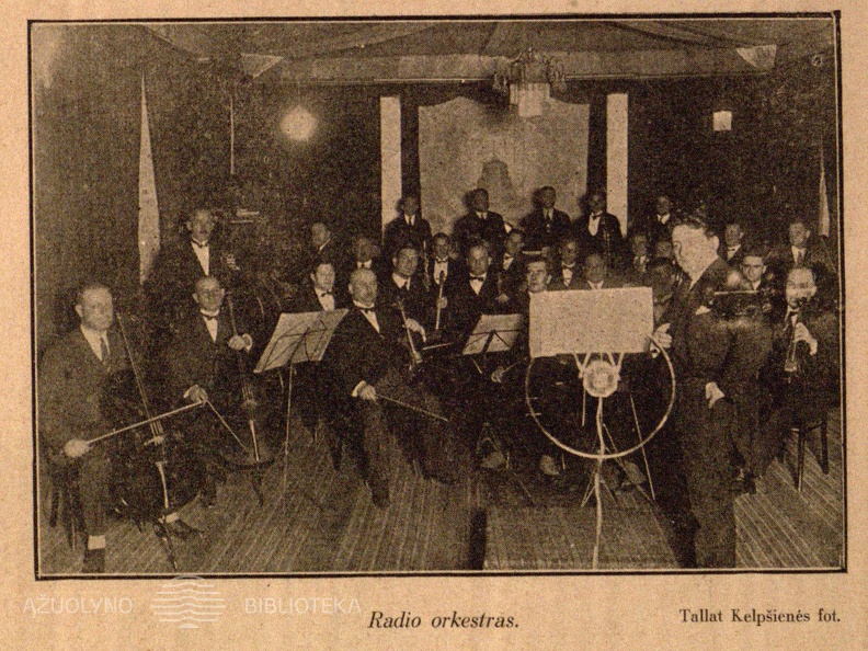Radio orkestras: Tallat Kelpšienės foto // Meno kultūra.