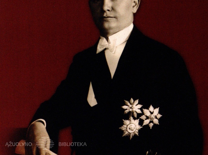 Lietuvos užsienio reikalų ministras Augustinas Voldemaras. Fotografija „Modern“. LCVA // Prof. A. Voldemaro likimo keliais / Raimundas Kaminskas. – Vilnius: Trys žvaigždutės, 2012, virš.