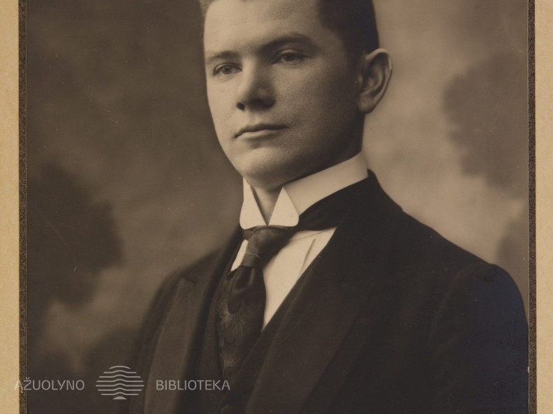 A. Voldemaro portretinė nuotrauka. 20 a. 3 deš. Kaunas. LCVA, f. 923, ap. 1, b. 74, l. 2.