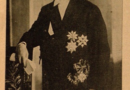 Prof. A. Voldemaras, Liet. Tautininkų Sąjungos garbės pirmininkas, L. K. Savanorių Sąjungos garbės narys // Prof. Augustinas Voldemaras / [Juozas Gobis]. – Plungė: Liet. Tautininkų sąjungos Plungės skyriaus leidinys, 1930, įklij.