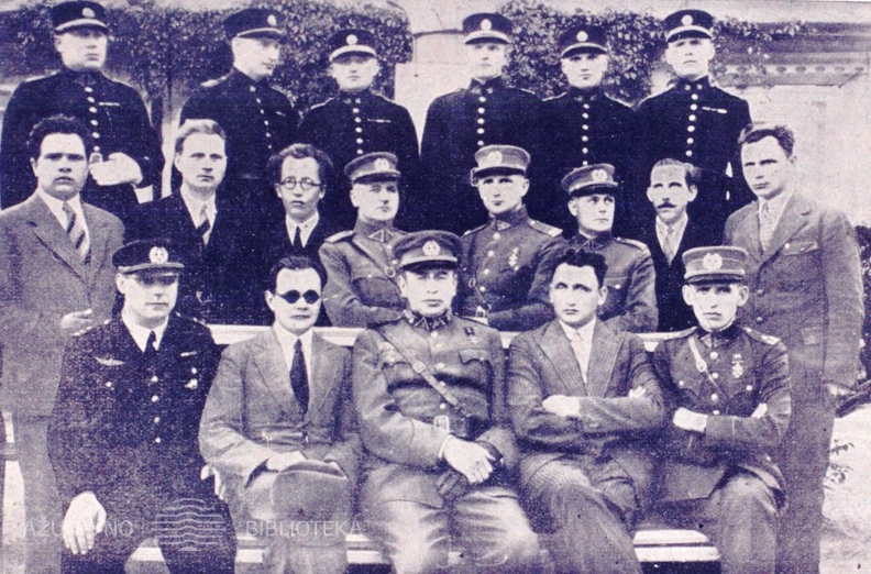 Karo invalidai su Vladu Nageviciumi.jpg