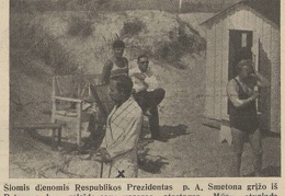 Prezidentas mėgstamiausioje pliažo vietoje. Sekmadienis, 1932, nr. 35, p. 2.