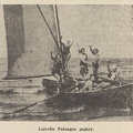 „Laiveliu Palangos pajūry“ (perspausdinta iš 1933, nr. 33, p. 2). Sekmadienis, 1934, nr. 28, p. 3.