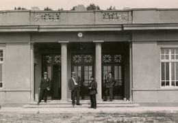 Aleksoto aerodromo aerostoties pastatas. XX a. 4 deš.