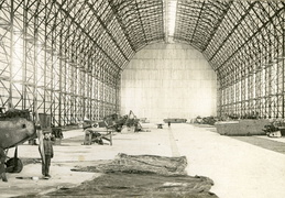 Dirižablio angaras iš vidaus. XX a. 2 deš. pab. – 3 deš. pr.